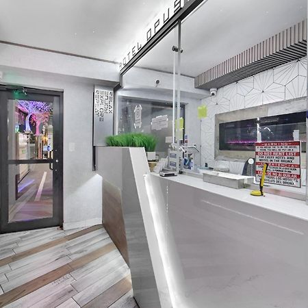 Hotel Opus Bronx Near Bay Plaza Mall Нью-Йорк Экстерьер фото