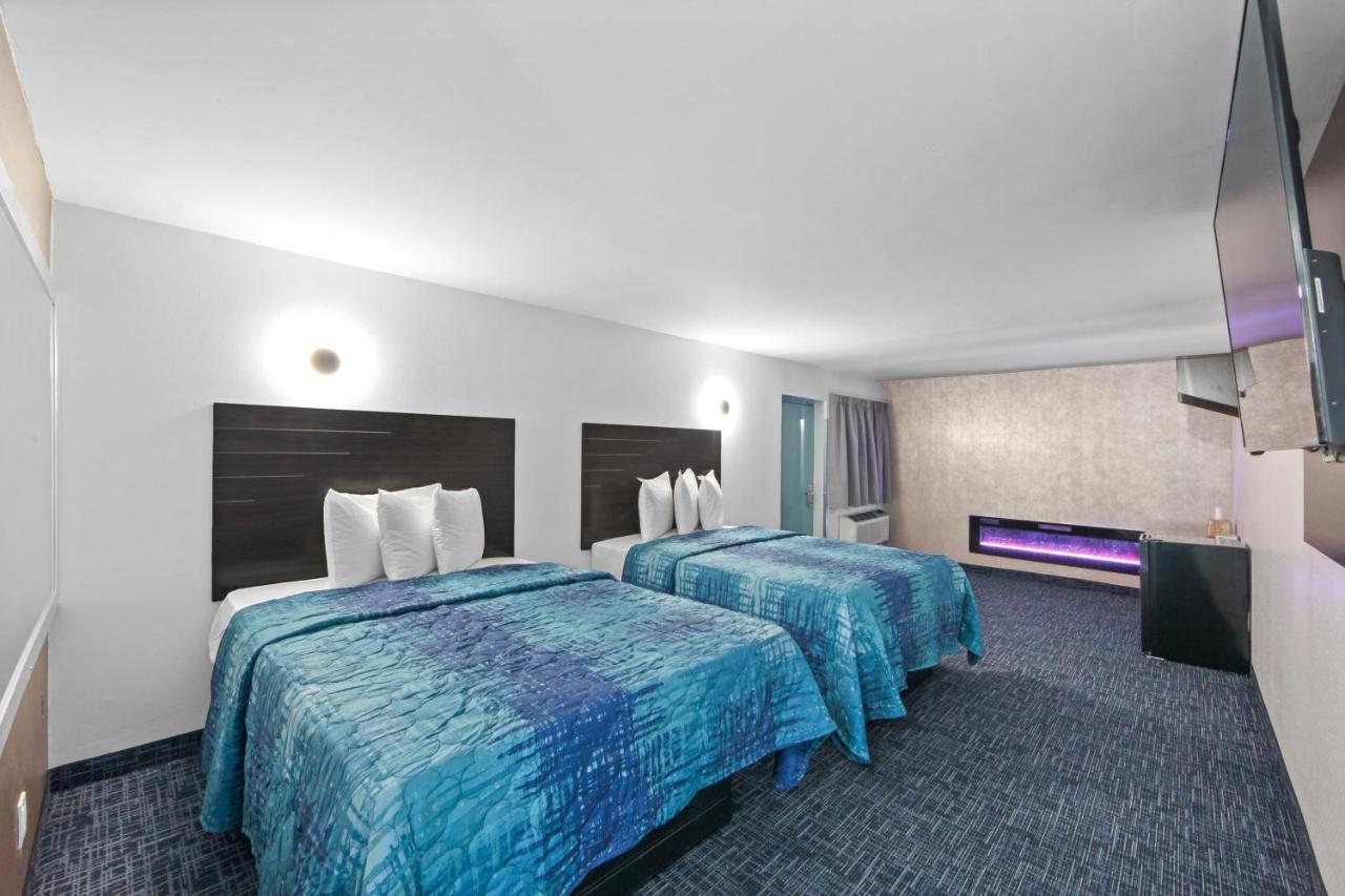 Hotel Opus Bronx Near Bay Plaza Mall Нью-Йорк Экстерьер фото