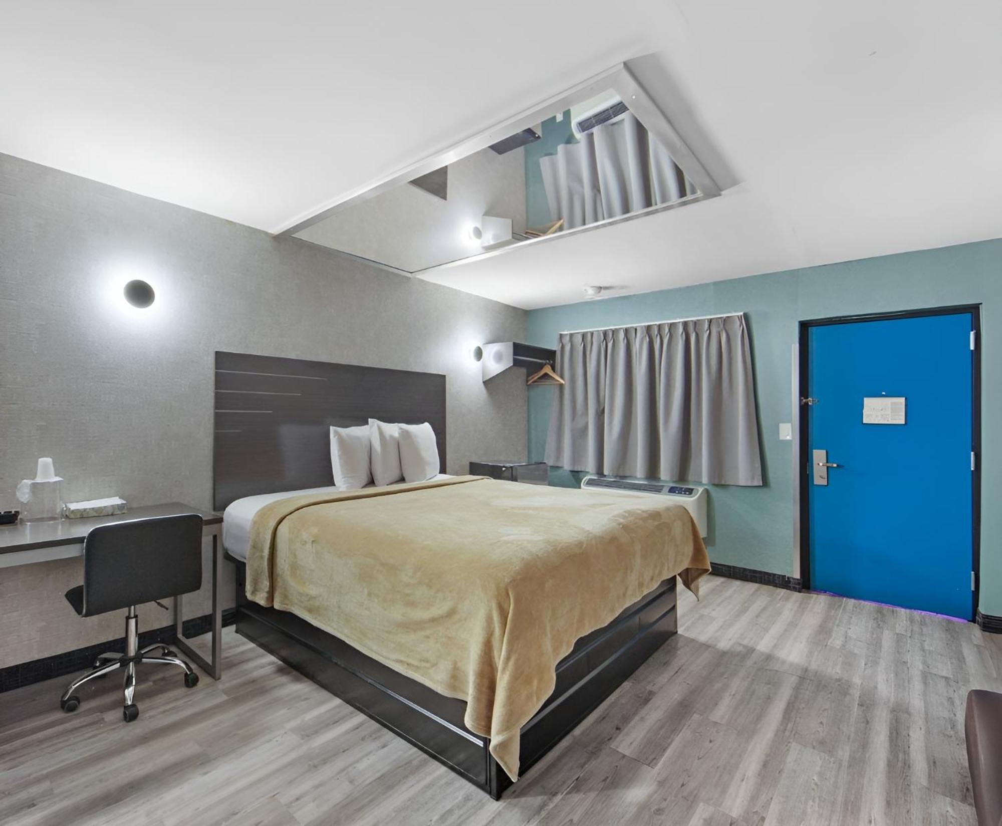 Hotel Opus Bronx Near Bay Plaza Mall Нью-Йорк Экстерьер фото